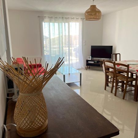 Superbe appartement à Saint Pierre la Mer Extérieur photo