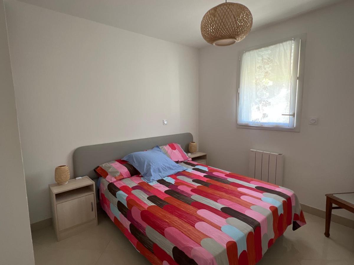 Superbe appartement à Saint Pierre la Mer Extérieur photo