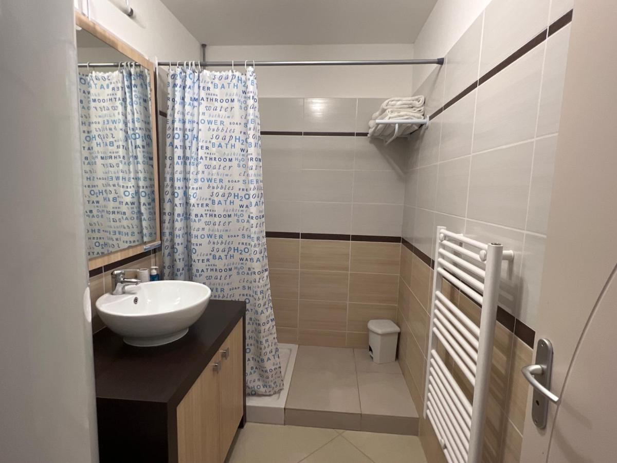 Superbe appartement à Saint Pierre la Mer Extérieur photo